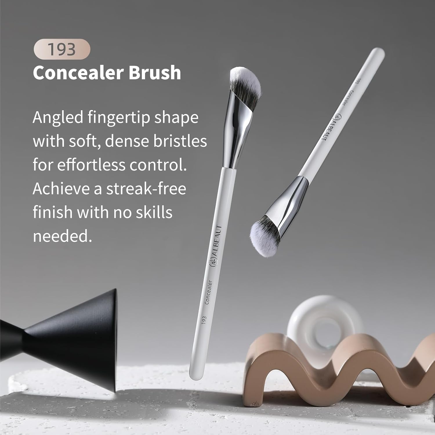 Concealer Brush, Angled under Eye Makeup Small Foundation Precision Face Blending Brush (193 Concealer Brush) - Velinare