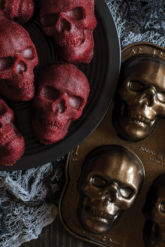Halloween Bakeware, Haunted Skull Cakelet Pan, Bronze - Velinare