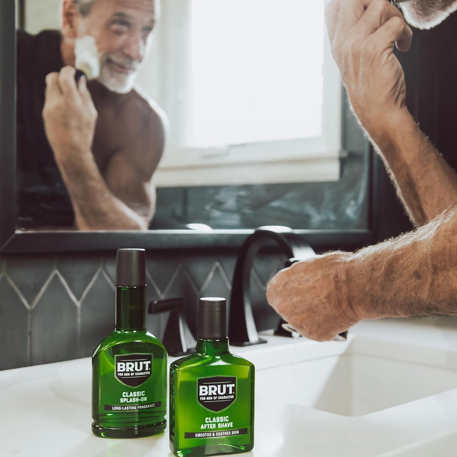 Splash - On Original Fragrance - Bold, Masculine Cologne for Men - Long Lasting Mens Fragrance with Spicy Woods, Floral, and Citrus Notes - 7 Oz - Velinare